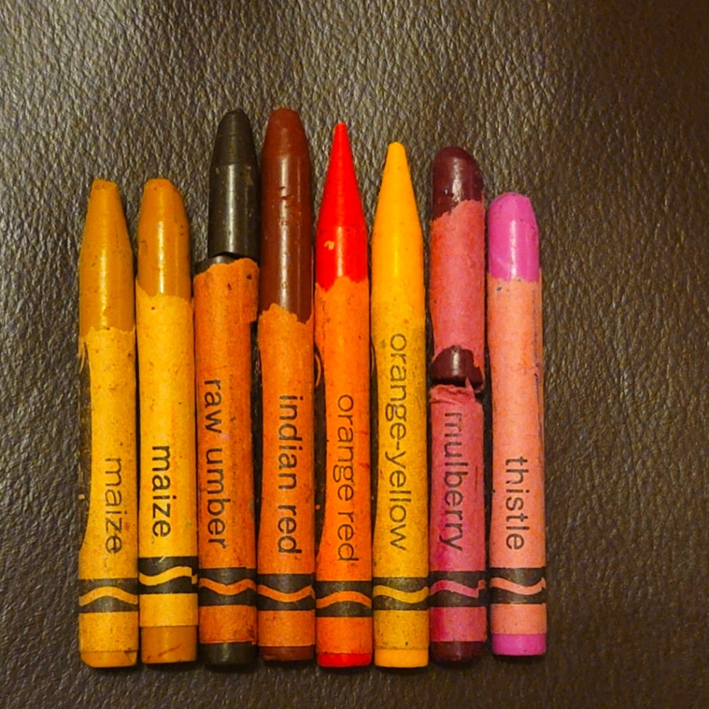 8 Retired Crayola Crayons Well-Used Condition 7 colors thistle maize mulberry +